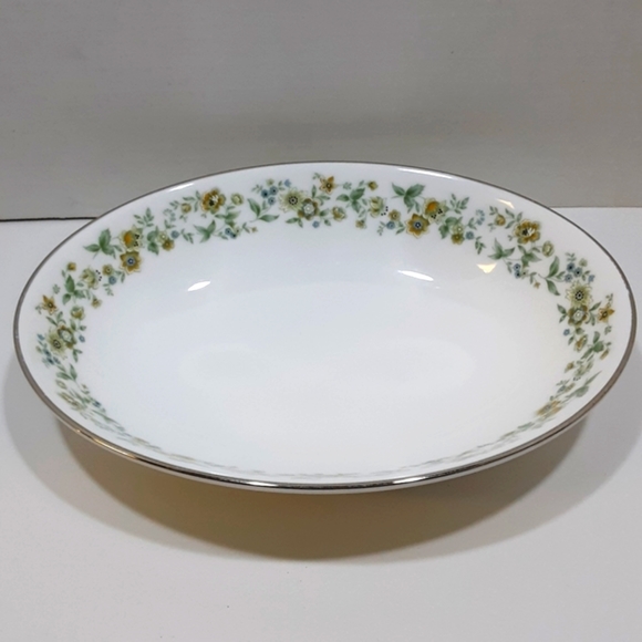 ROYAL DOULTON AINSDALE Fine Bone China SERVING BOWL Vintage England #2 - Picture 2 of 8